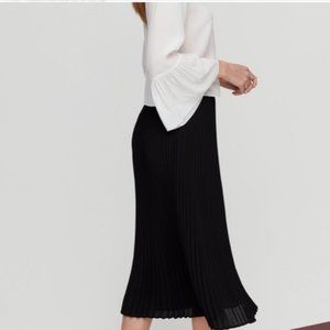 Babaton - Women's Pleated Accordian Skirt -  Size (XS) *Never Worn*